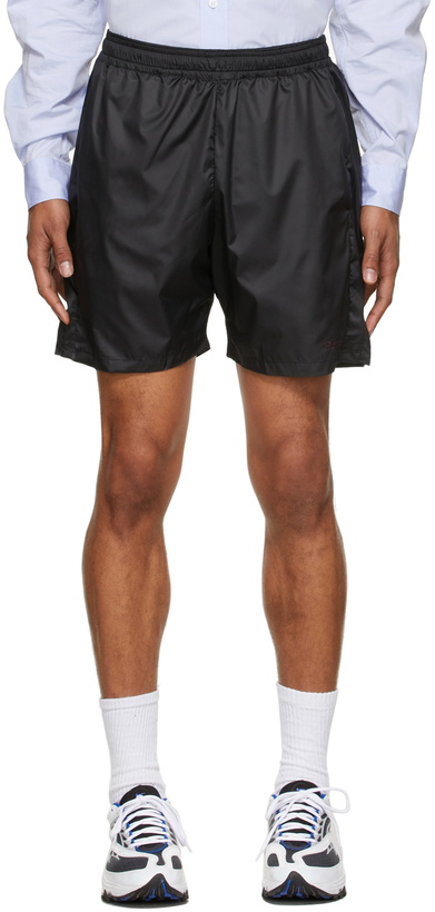 Photo: Palmes Black Middle Shorts