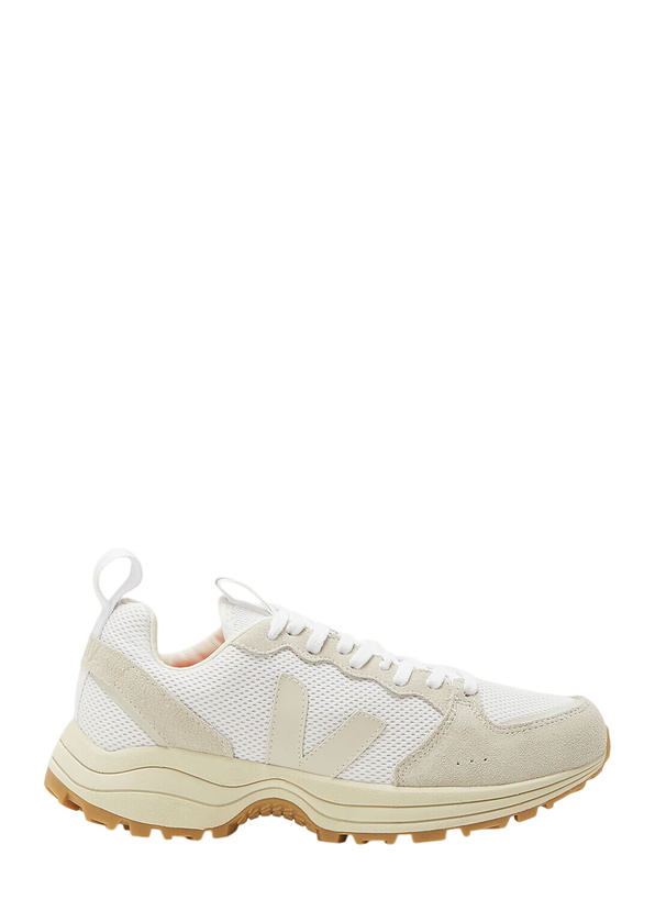Photo: Veja Venturi Sneakers