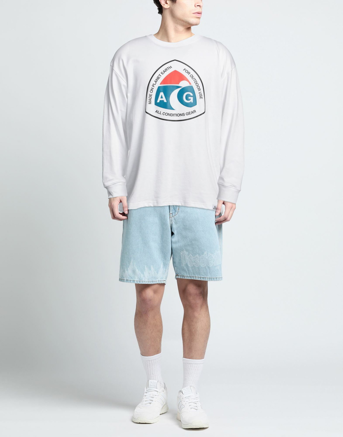 Nike Acg Mens T-shirt in White