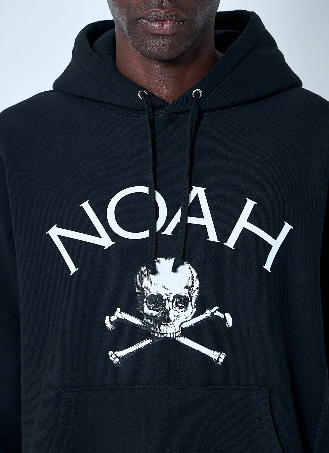 Noah Logo Motif Hooded Sweatshirt