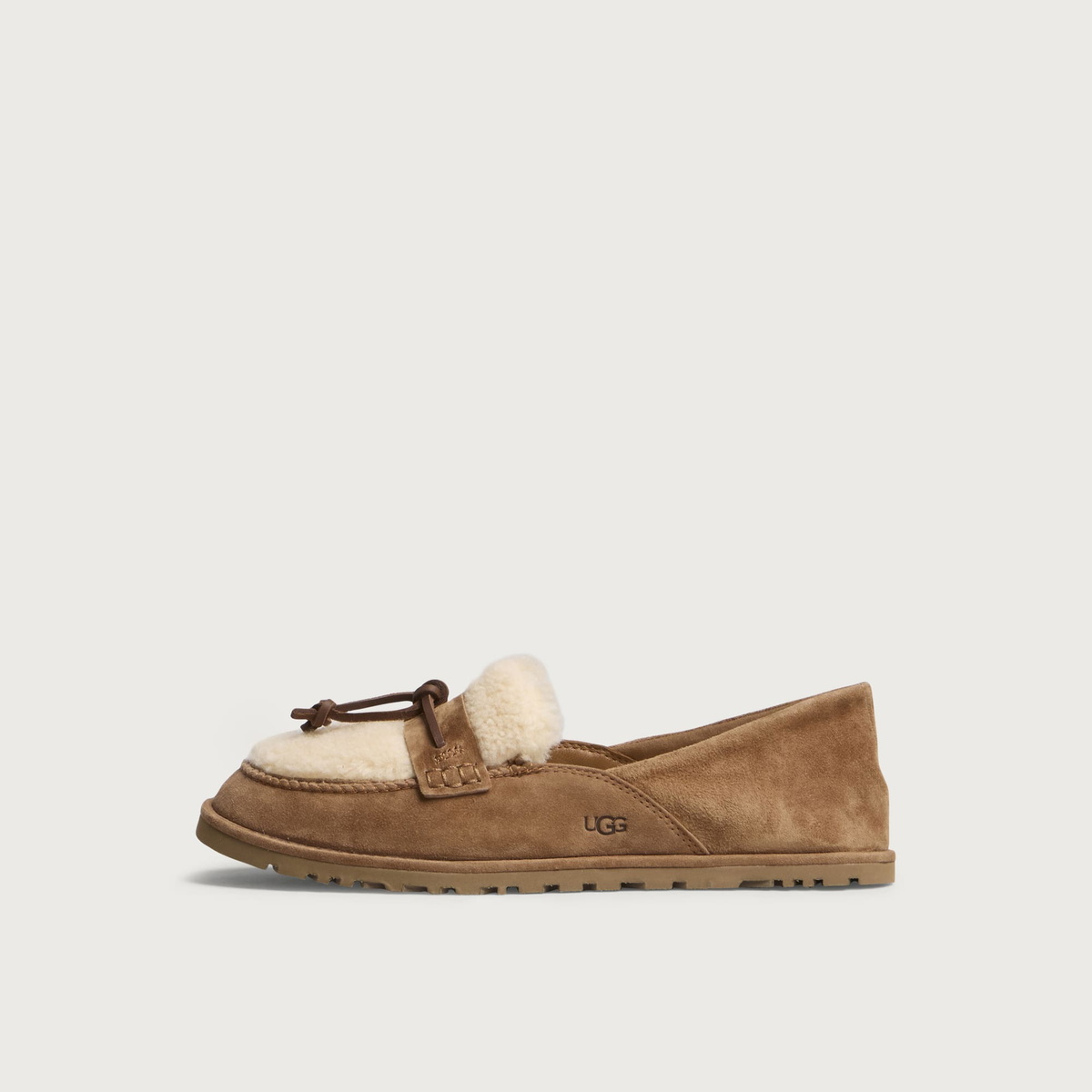 UGG Women's Zora Loafer in Chestnut