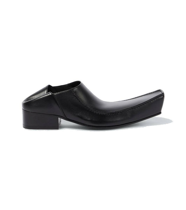Photo: Balenciaga Romeo leather slippers