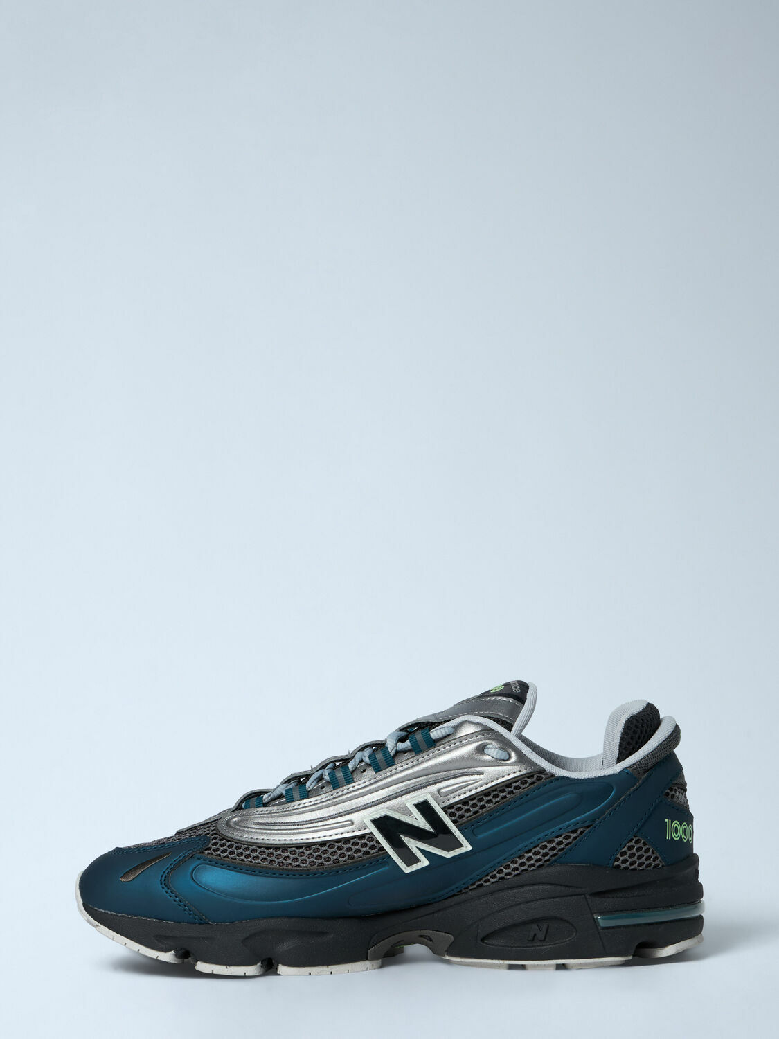 New Balance M1000 Sneakers