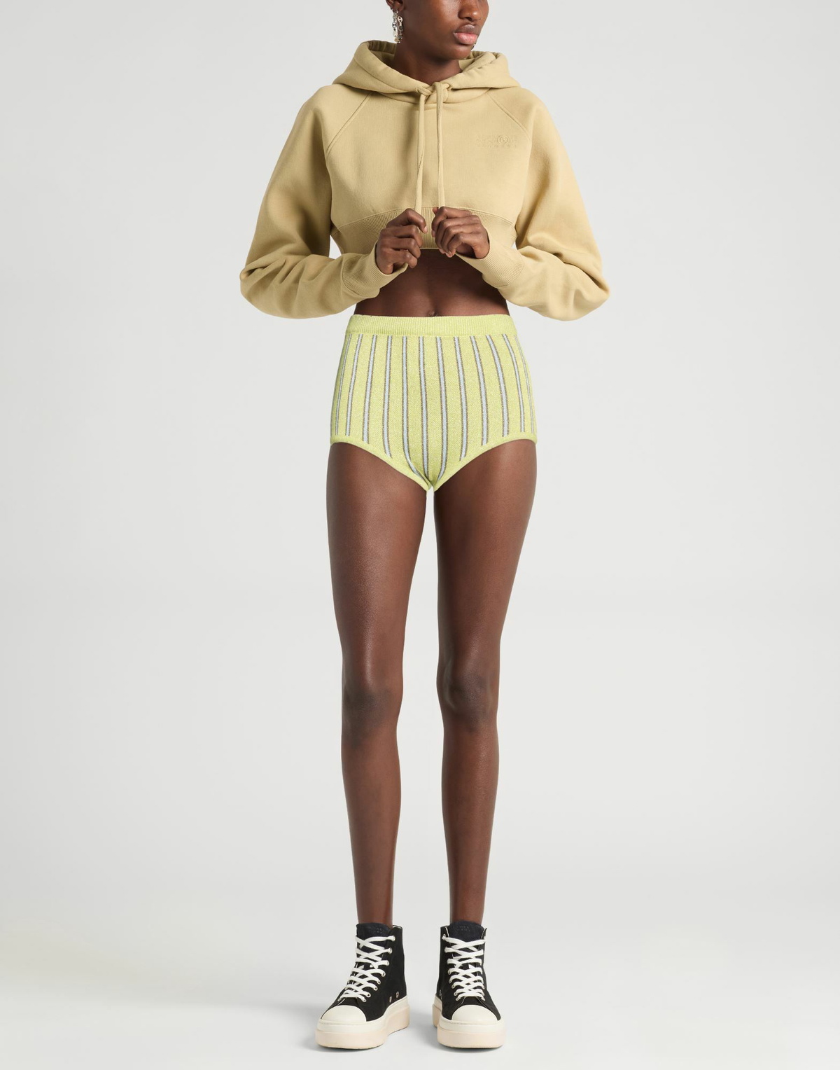 Baum Und Pferdgarten Womens Shorts & Bermuda Shorts in Green