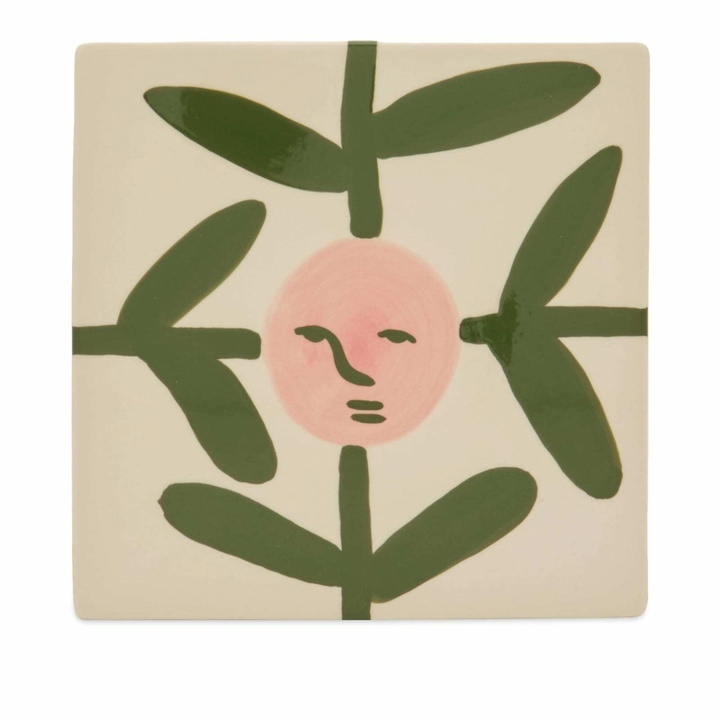 Photo: HAY x Emma Kohlmann La Pittura Trivet in Blush Face Vine 