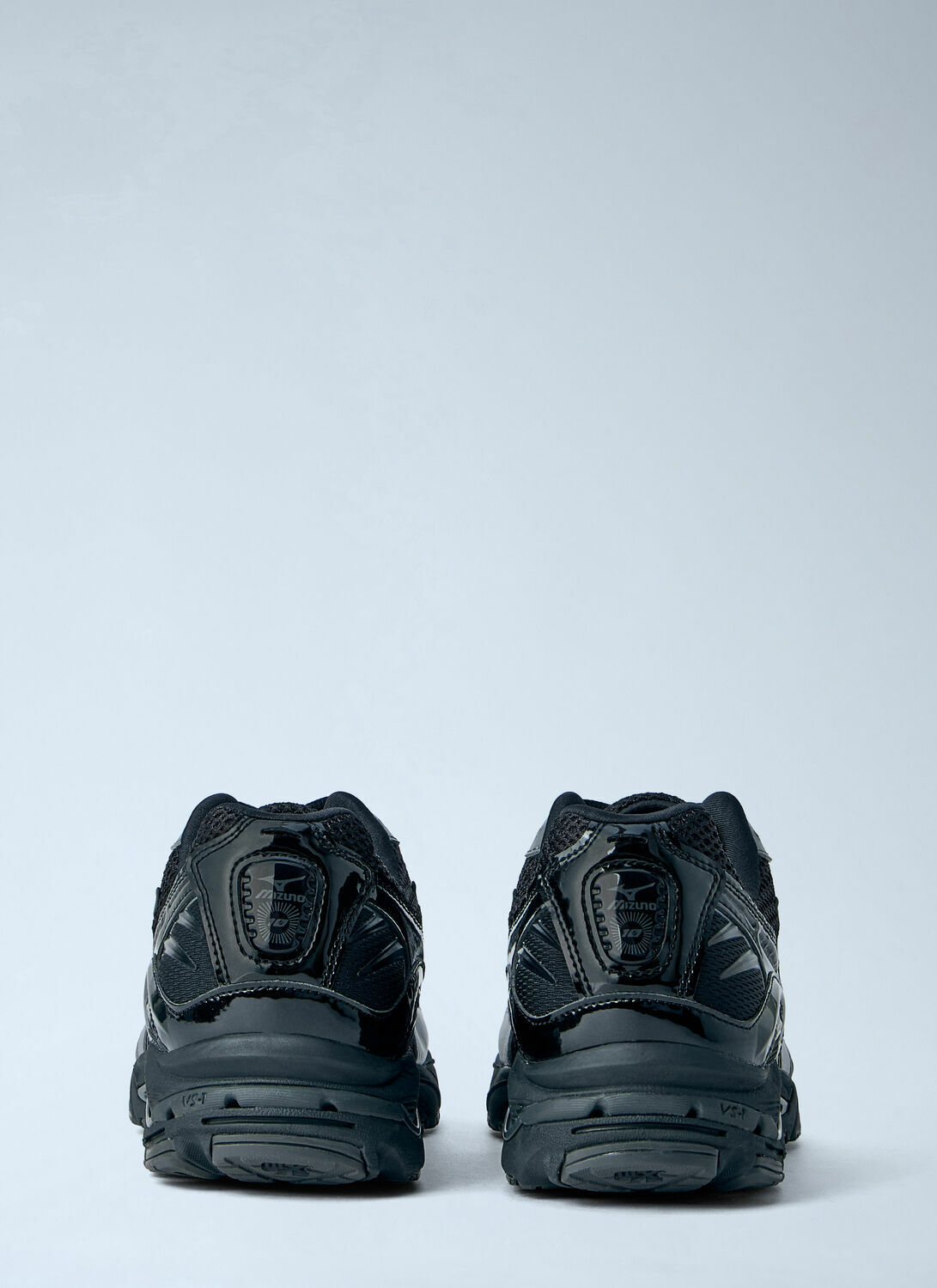 Mizuno Wave Rider 10 Sneakers 