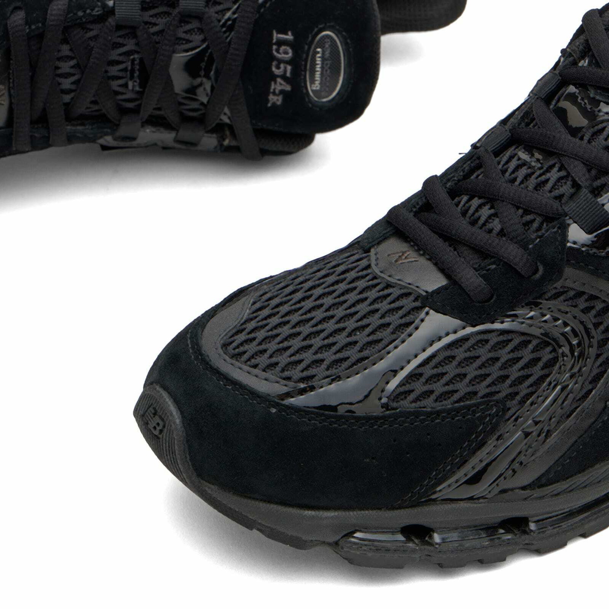 New Balance 1954R Sneaker in Black/Black