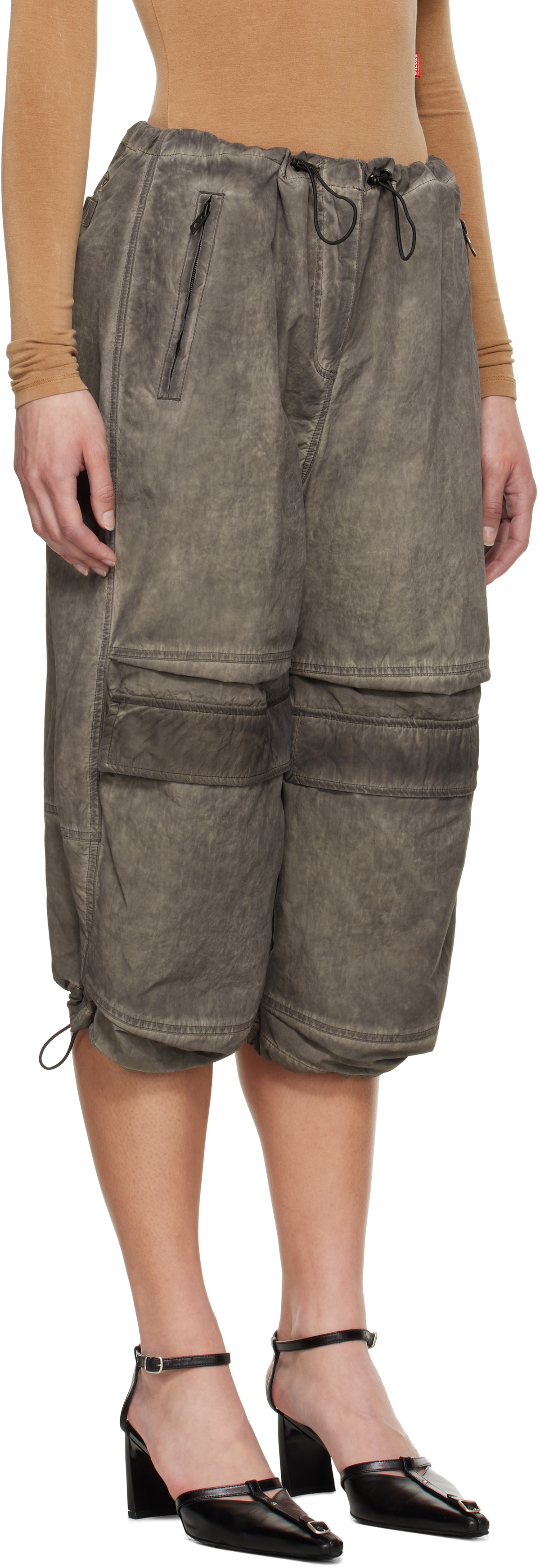 パンツ DIESEL P-DAYETZ-SHORT-FEM-Q3 size42 Diesel Gray P-Dayetz-Short-Fem-Q3 Trousers Diesel