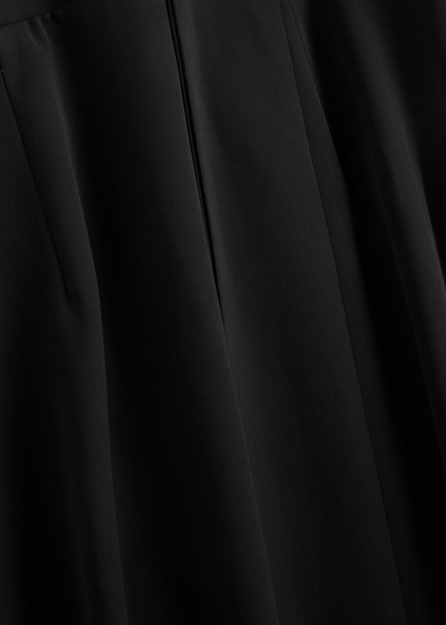 Odd Muse Ultimate Muse Twill Maxi Dress Black