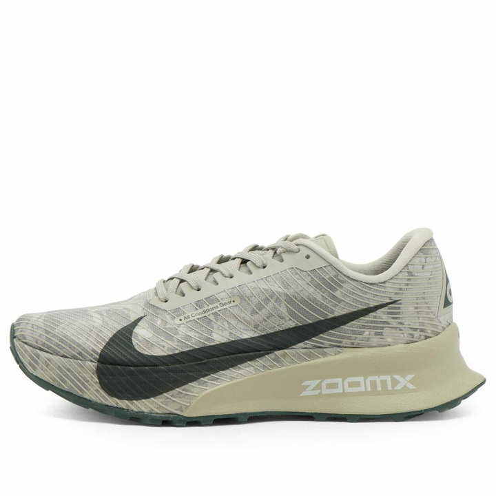 Photo: Nike Men's ACG Ultrafly 2 Sneaker in Spruce Fog/Black Spruce/Sea Glass