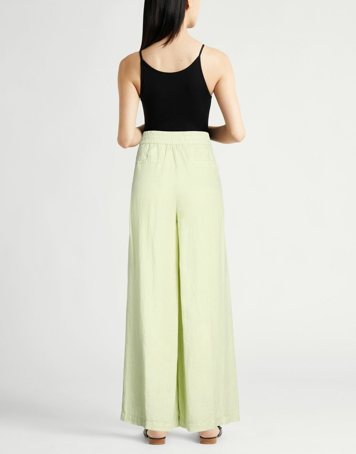 Peserico Easy Womens Pants in Sage green