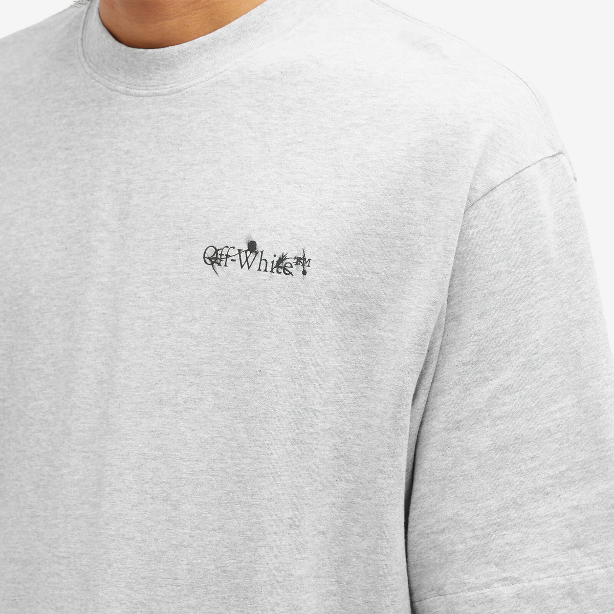 【関税込み】Off-White グレー フラワーアロー Skate Tシャツ Off-White Men's Flower Arrow Skate T-Shirt in Grey Off-White