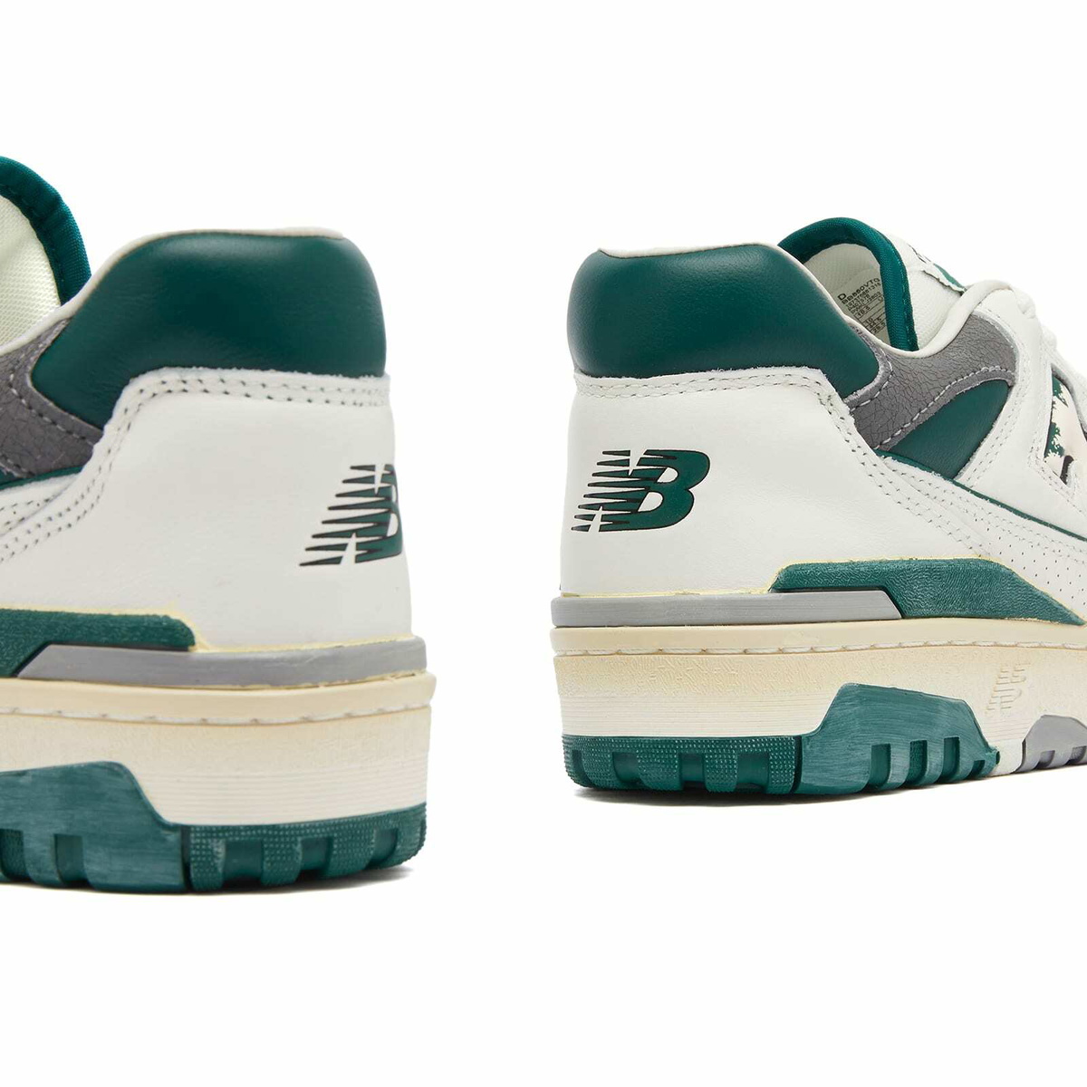 ★New Balance★ NBPAEF005J BB550VTG GREEN NBPAEF005J_40 New Balance BB550VTG in Sea Salt New Balance