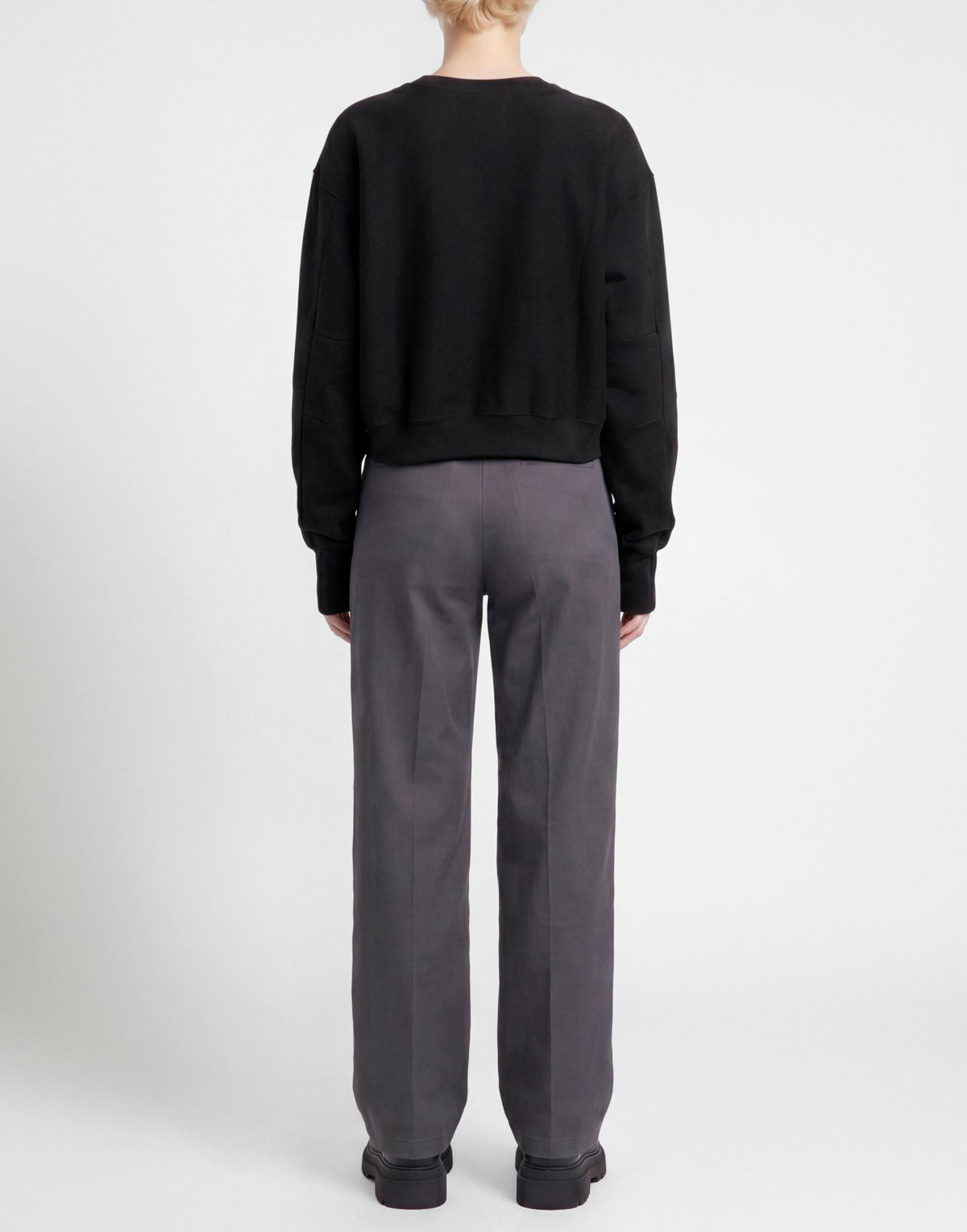 Les Tien Womens Sweatshirt in Black