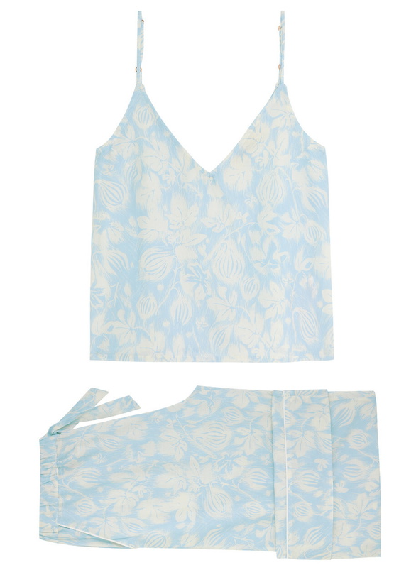 Photo: Desmond & Dempsey Alma Fig Printed Cotton Pyjama set Blue And White
