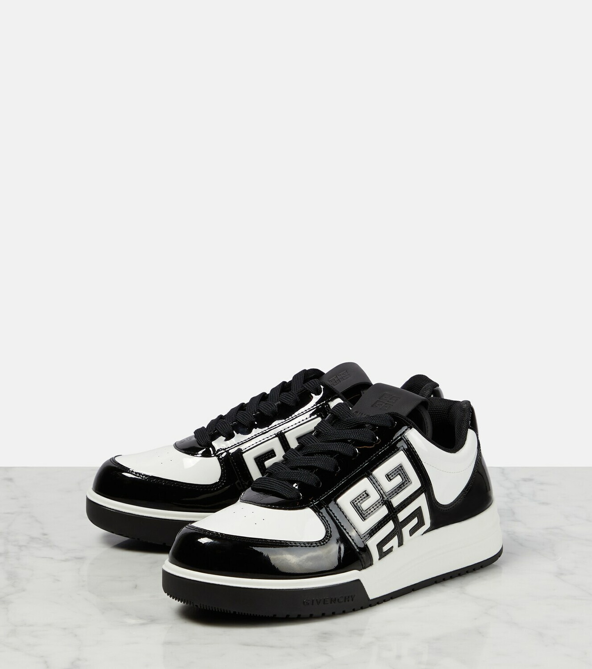 Givenchy G4 leather low-top sneakers