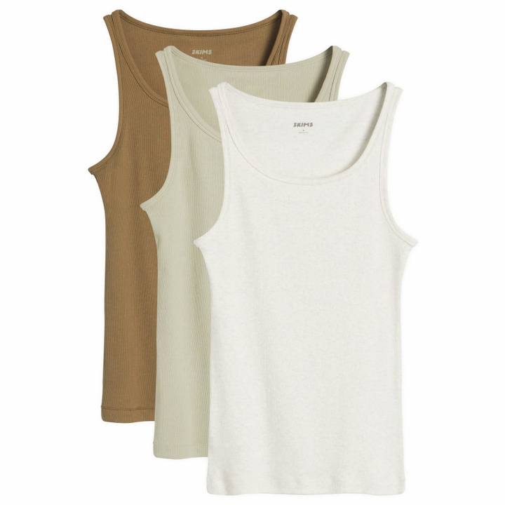 Photo: SKIMS Men's Rib Tank 3-Pack in Army Multi