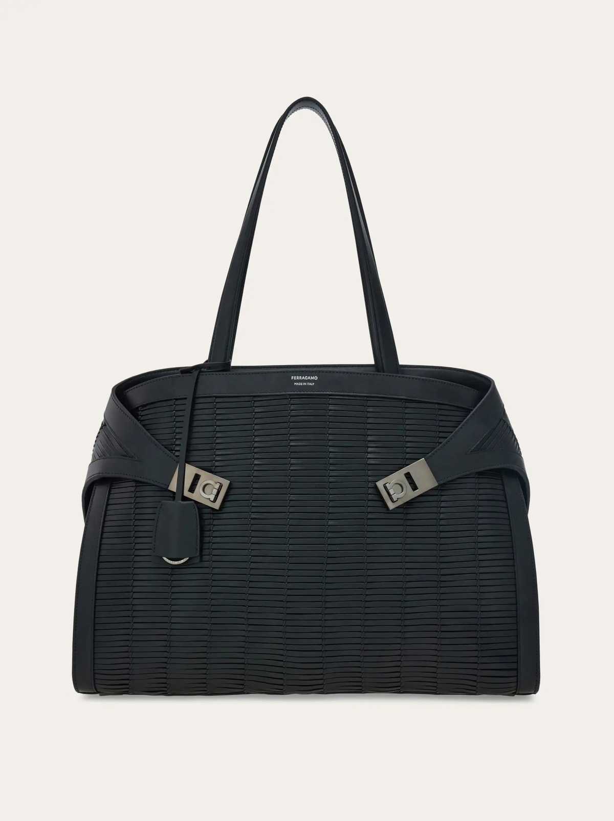 Ferragamo Mens Hug shoulder bag in Black