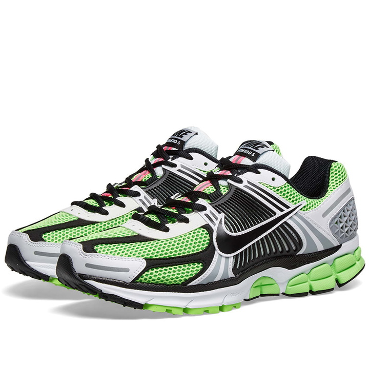 Photo: Nike Zoom Vomero 5 SE SP