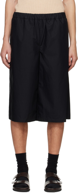Photo: Rier Black Popeline Bermuda Shorts