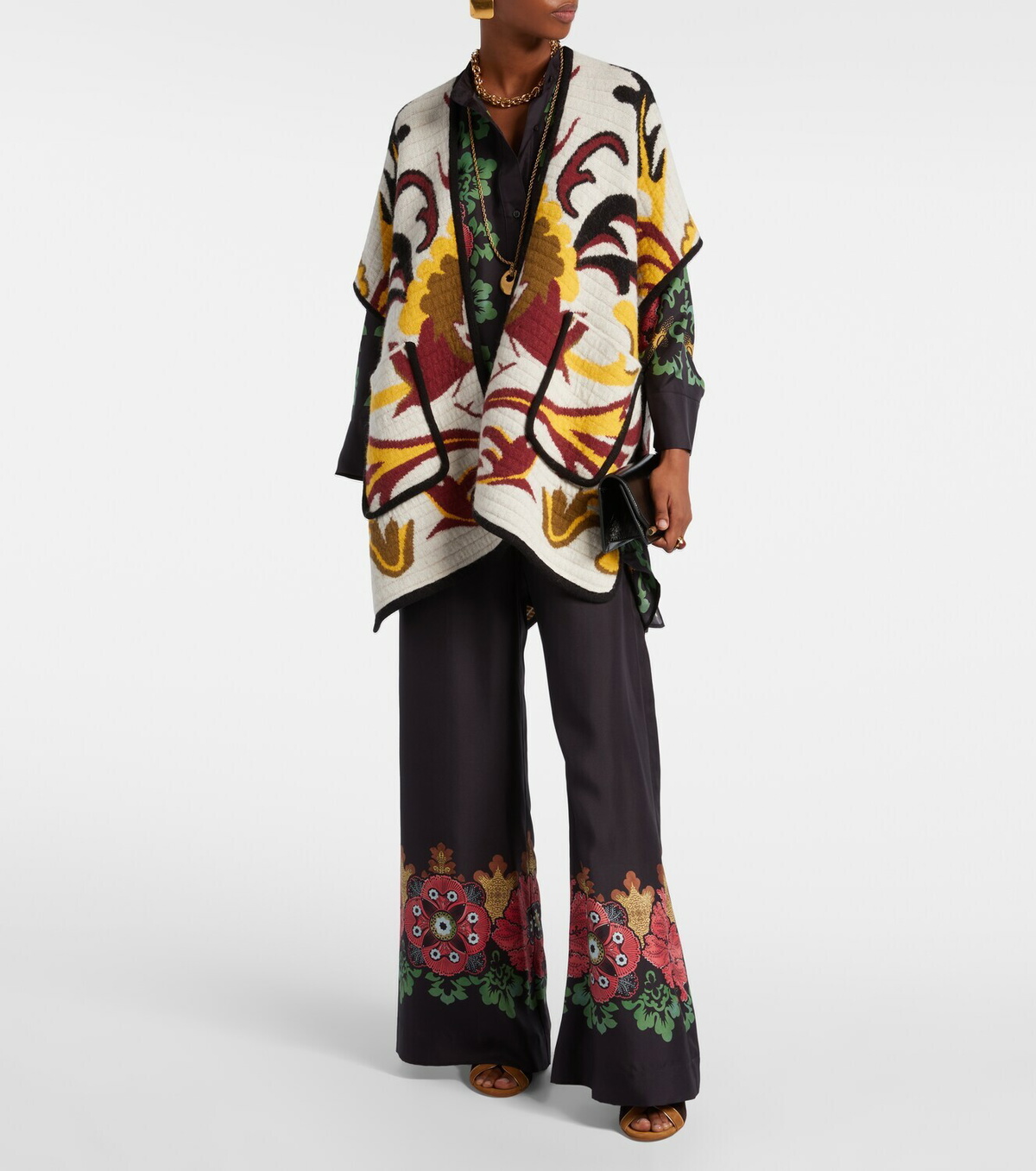 La DoubleJ In My Power patterned cape