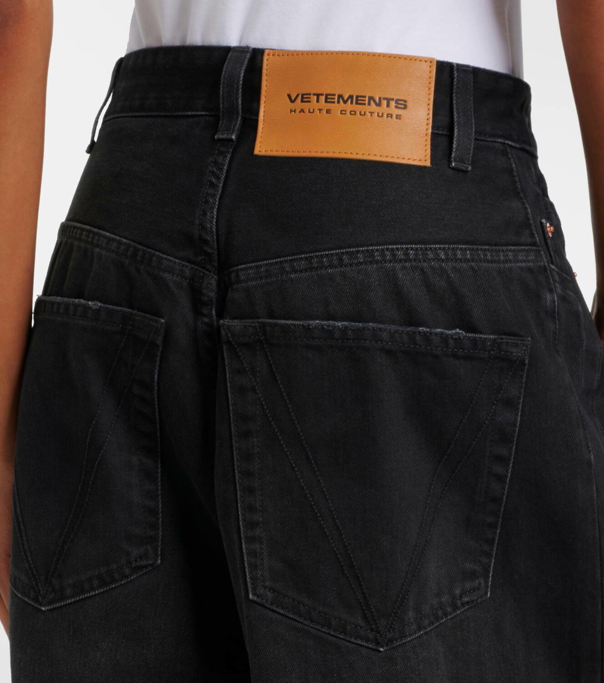 Vetements Big Shape distressed wide-leg jeans Vetements