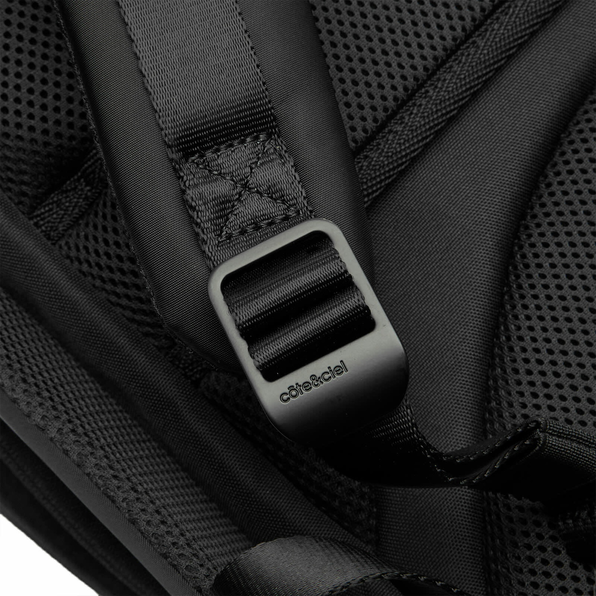 Cote&Ciel Yalu Carbon Backpack in Black 