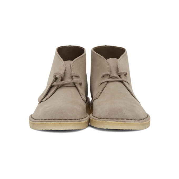 clarks desert boots taupe