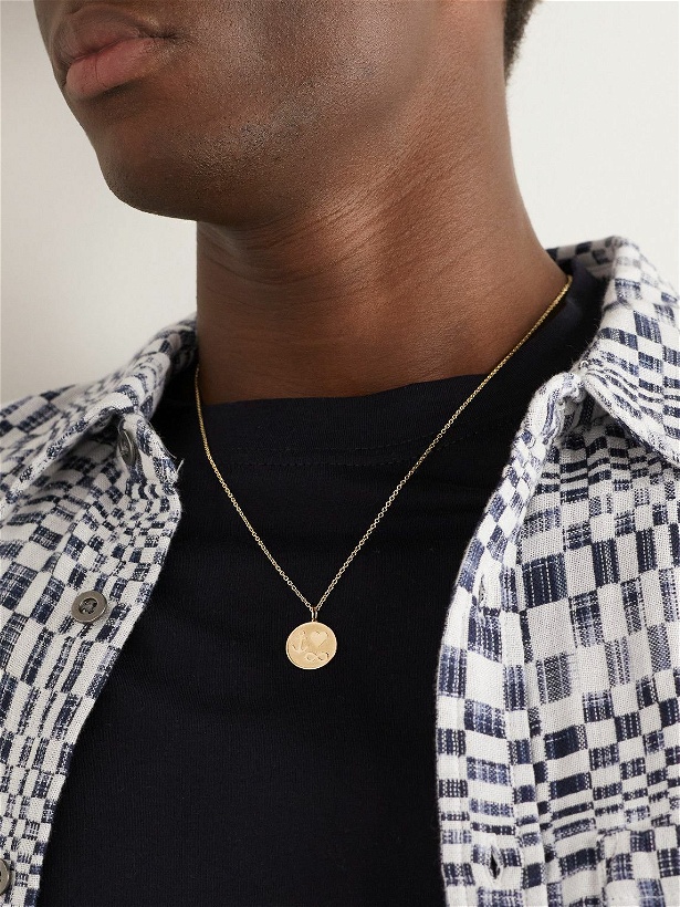 Photo: Sydney Evan - Infinite Love Gold Pendant Necklace