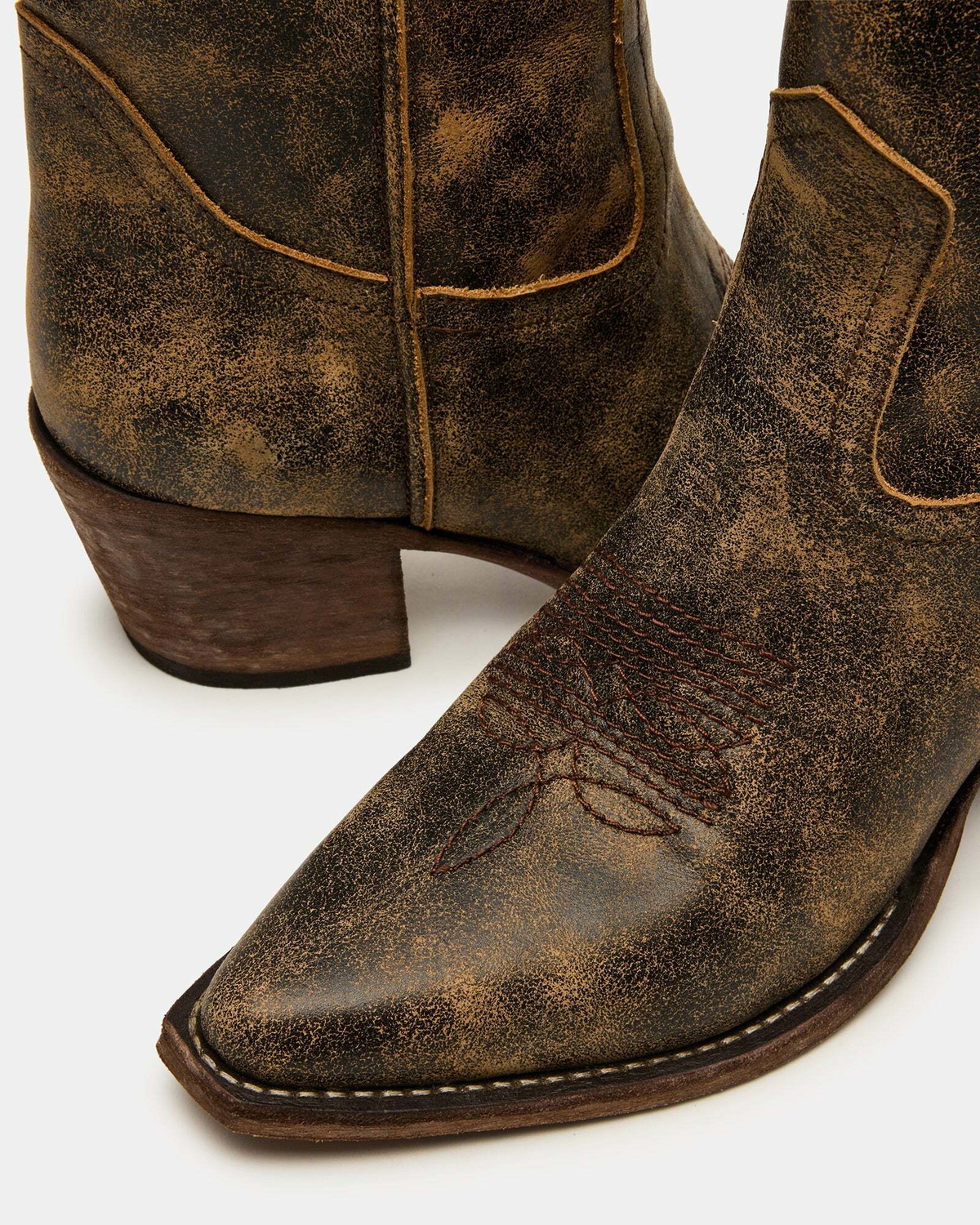 Steve Madden Albany Boots in Brown