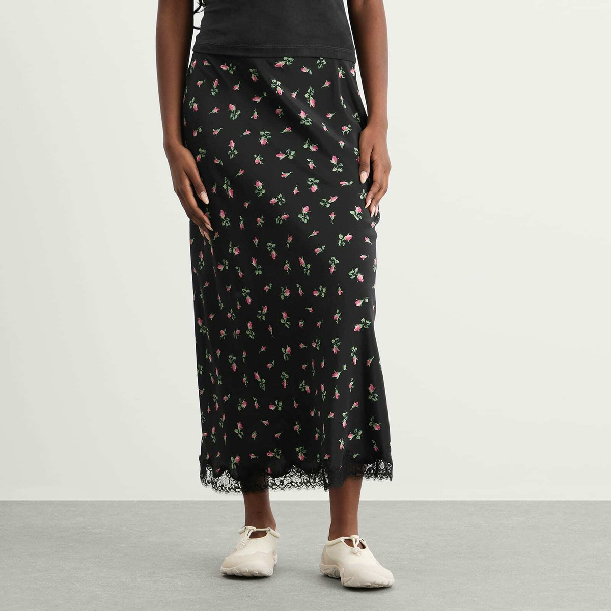 RIXO Women's Stassie Midi Skirt in Sienna Bud Black