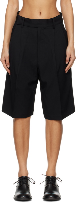 Photo: YOHJI YAMAMOTO Black Tucked Shorts