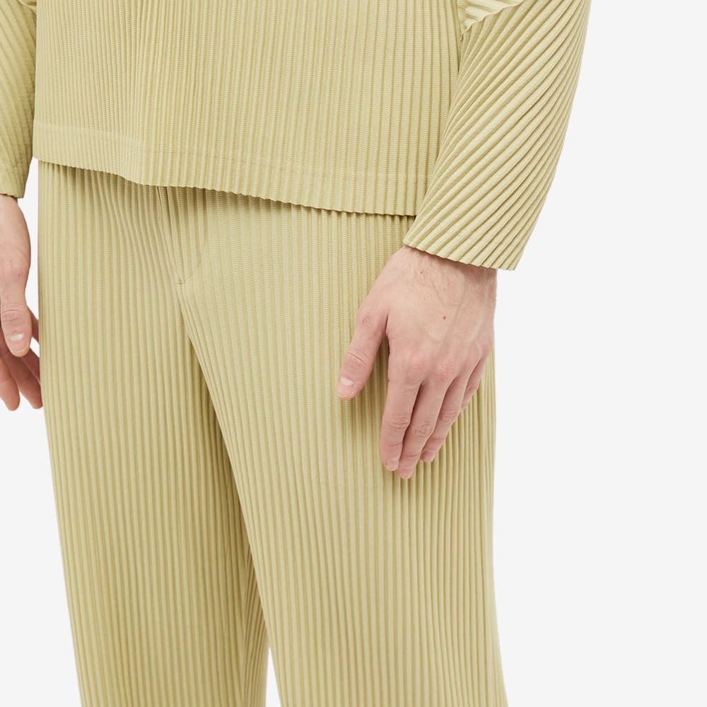 HOMME PLISSE ISSEY MIYAKE タンクトップ　イエロー HOMME PLISSÉ ISSEY MIYAKE SPRING SUMMER 2025 COLLECTION 04