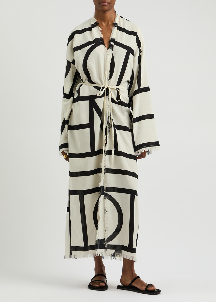 セットアップ TOTEME COTTON LONG DRESS Toteme Logo-print Cotton Maxi Wrap Dress Multi Print Toteme