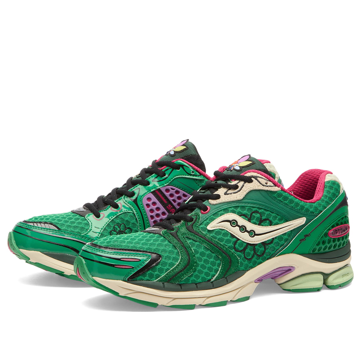 Saucony x Jae Tips Triumph 4 Sneaker in Green