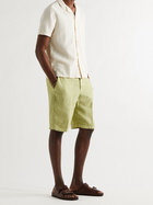 120% - Garment-Dyed Linen Bermuda Shorts - Green