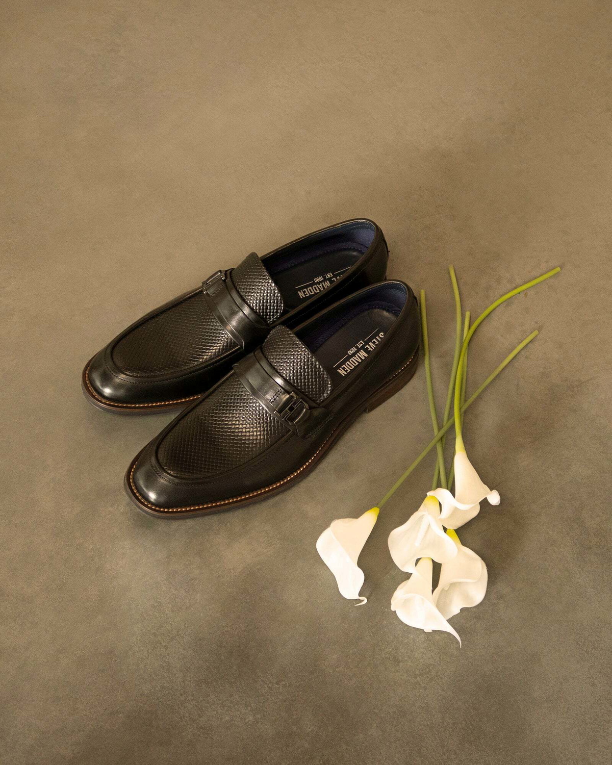 Steve Madden Amboy Dress Shoes in Black