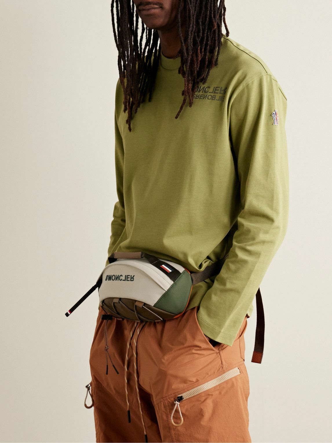 【MONCLER】24SS BELT BAG GRENOBLE ボディバッグ MONCLER GRENOBLE Logo-Appliquéd Tech-Nylon Ski Belt Bag for