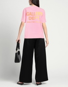 Gallery Dept. Womens T-shirt in Pink
