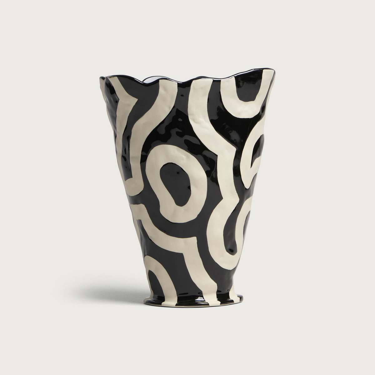HAY Jessica Hans Shadow Vase in Black/White