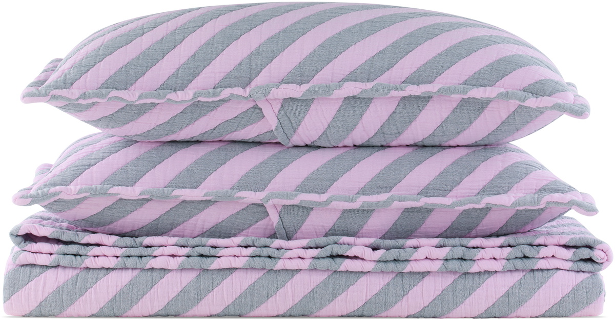Dusen Dusen Pink & Gray Rose Tilt Coverlet Bed Set, Full/Queen