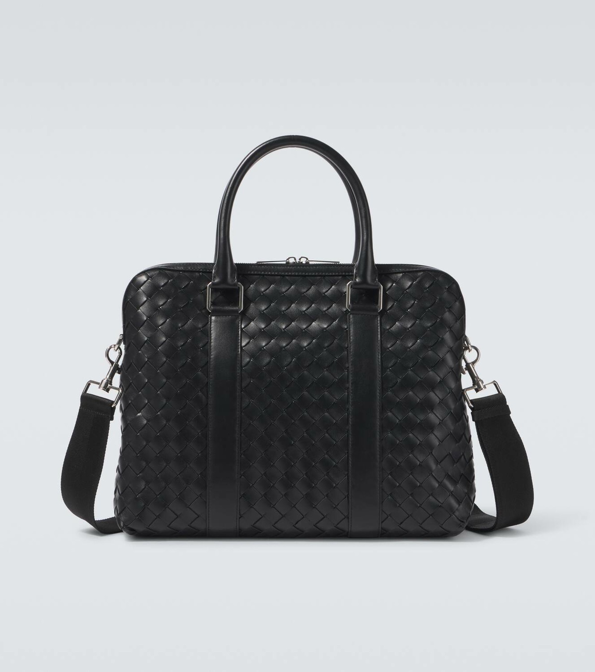 [Bottega Veneta] Intreciato Slim Fit Long ☆送料込☆ Bottega Veneta® Men's Slim Intrecciato Long Wallet in Nero