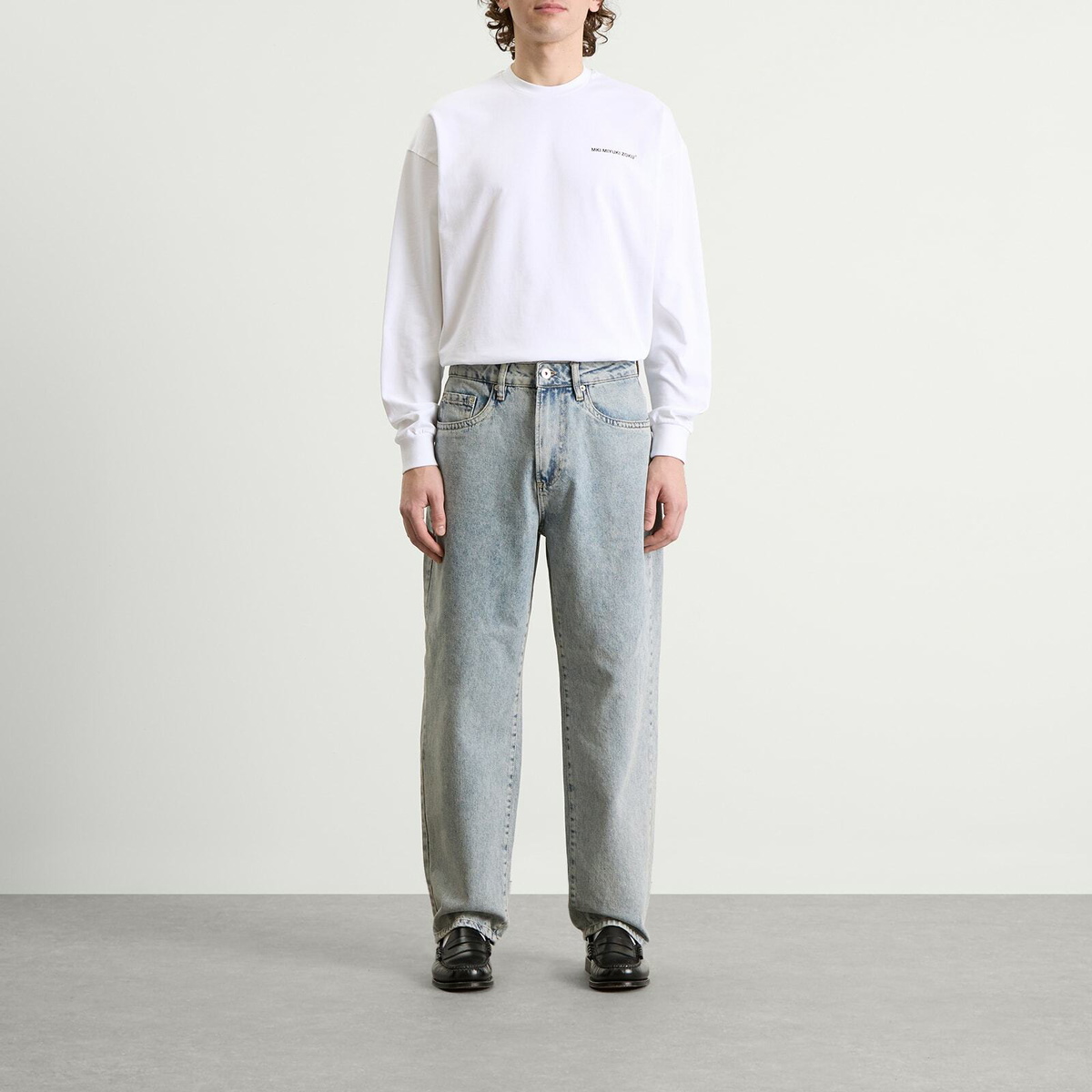 MKI Men's Denim Classic Jean in Bleach Wash