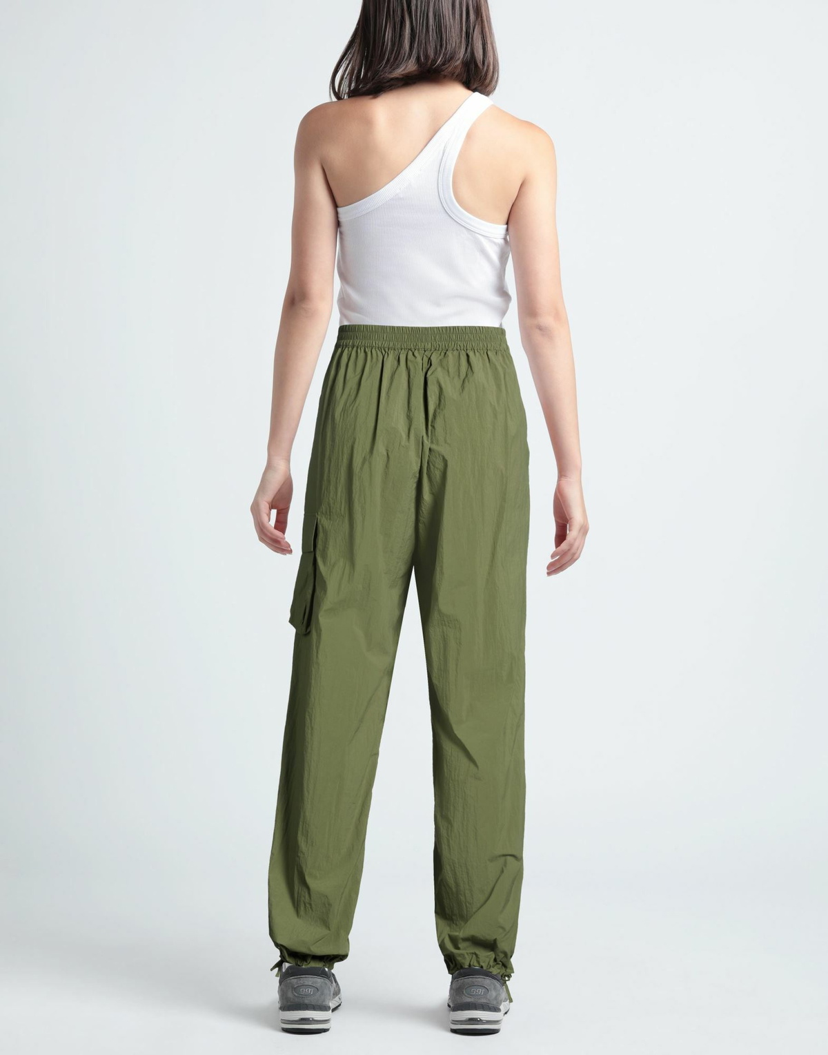 Donni. Womens Pants Military in Green