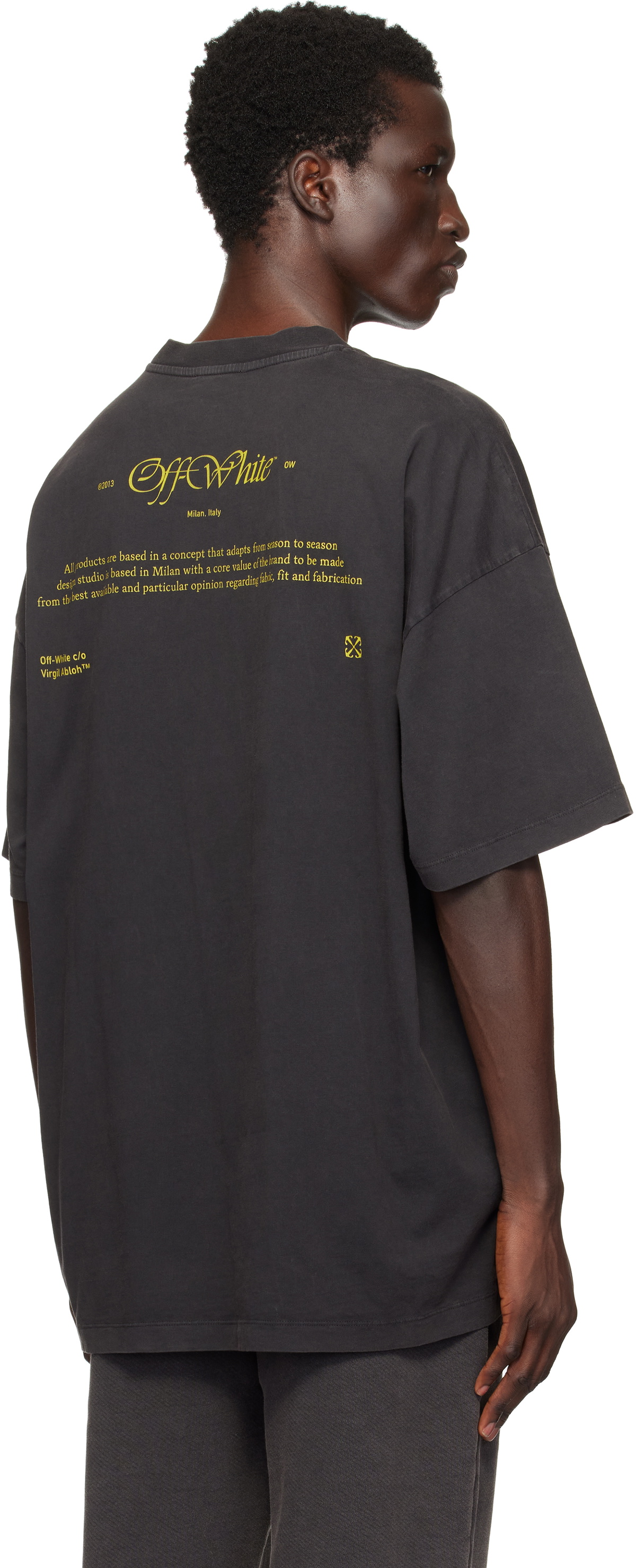 【Off-White】ロゴ Bacchus Tシャツ【送料関税込】 Off-White Bacchus Skate T-shirt | Black | FARFETCH