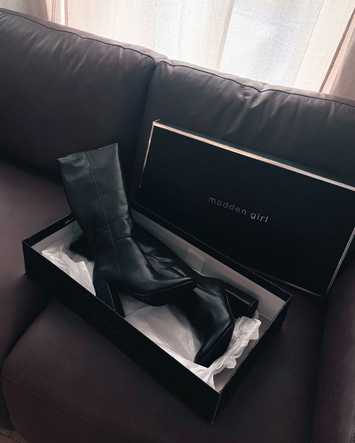 Steve Madden William Boots in Black