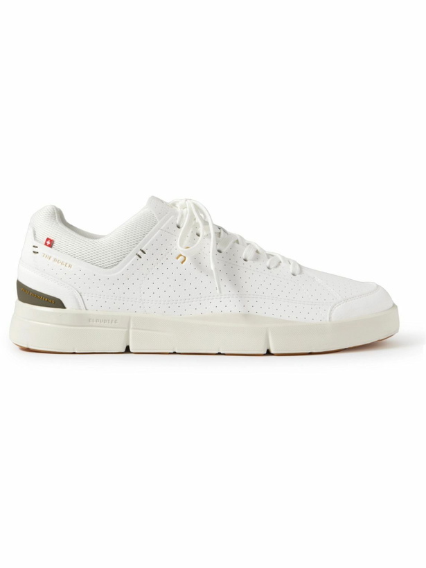 Photo: ON - Roger Federer The Roger Centre Court Vegan Leather and Mesh Tennis Sneakers - White