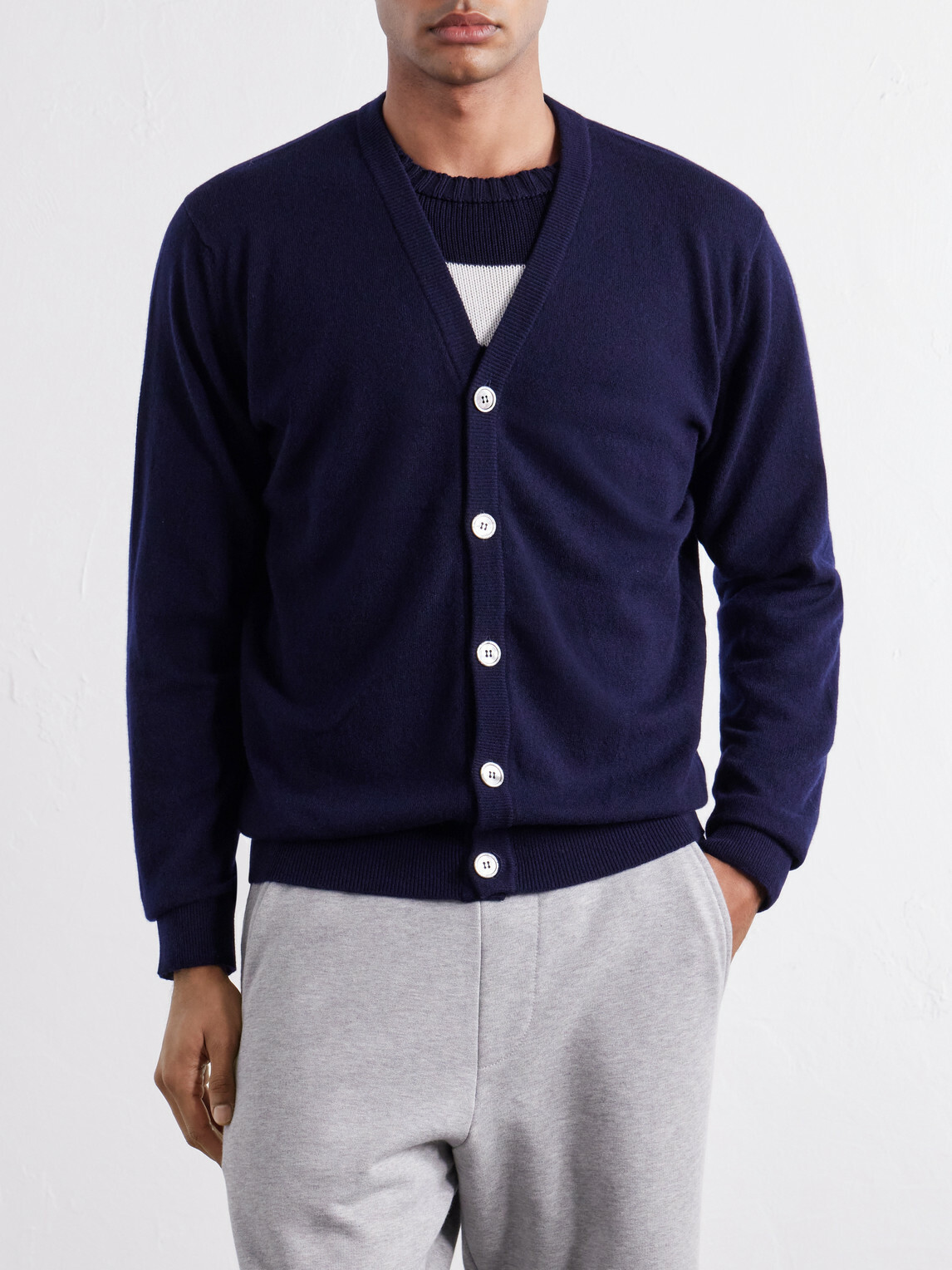 Begg & Co - Heriot Cashmere Cardigan - Blue