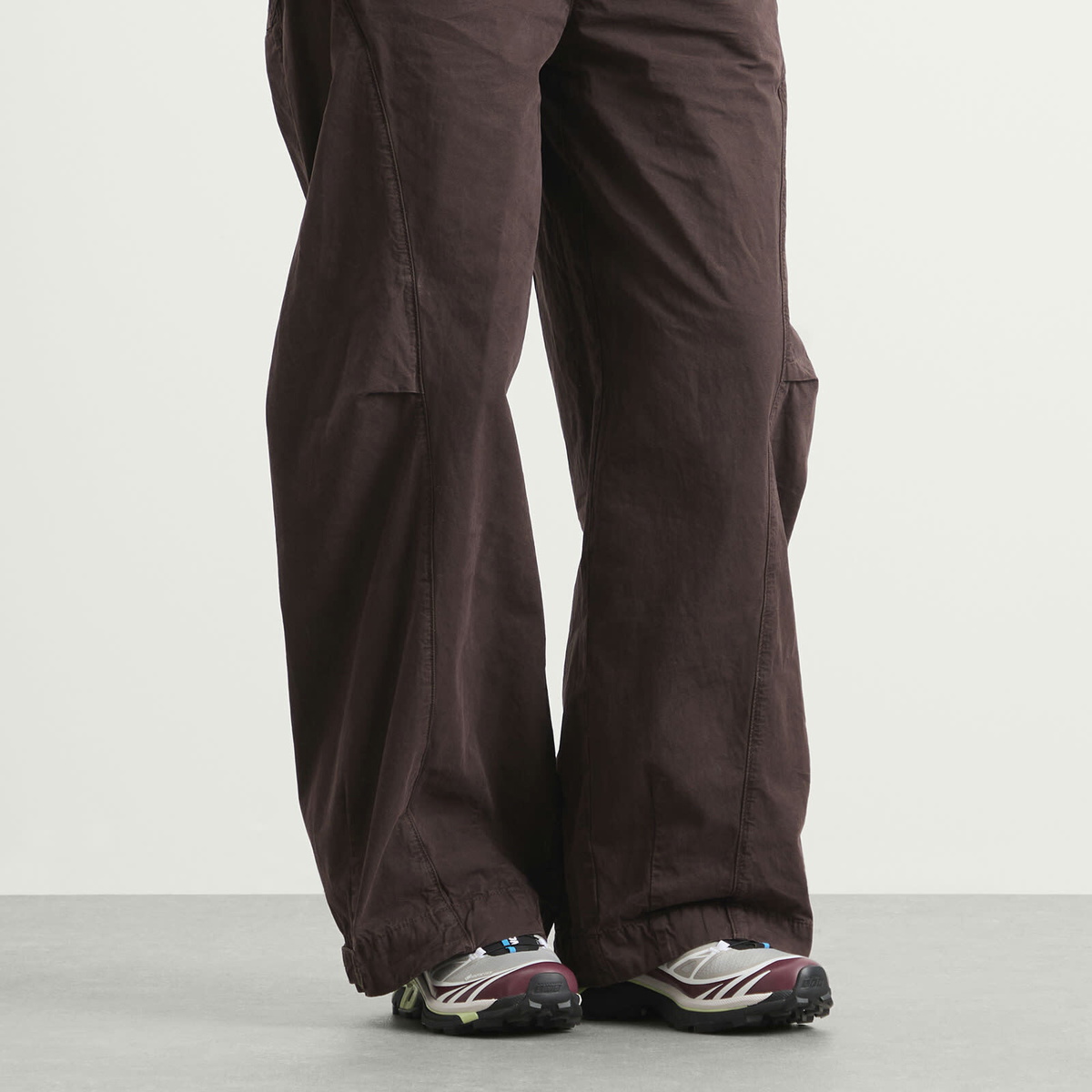 Salomon XT-6 GTX Sneaker in Paloma/Maroon Banner/Butterfly