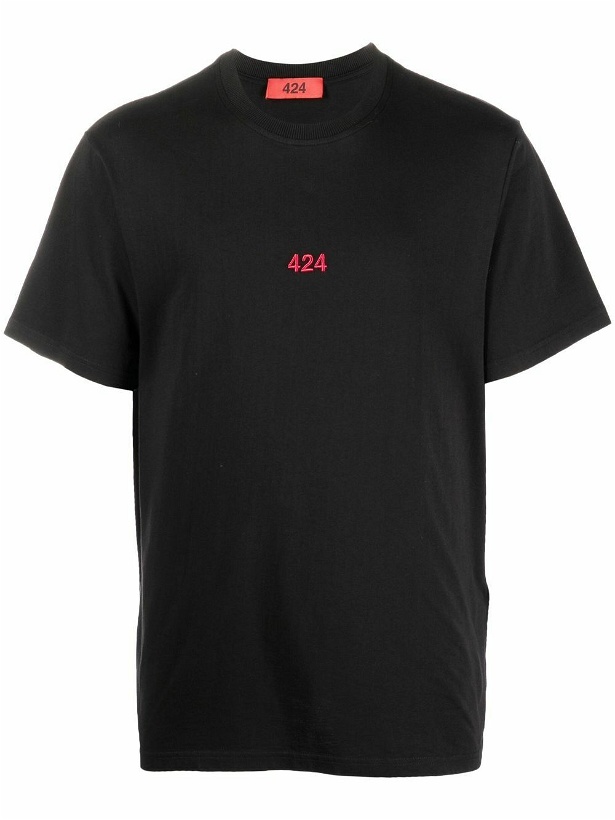 Photo: 424 - Logo Cotton T-shirt
